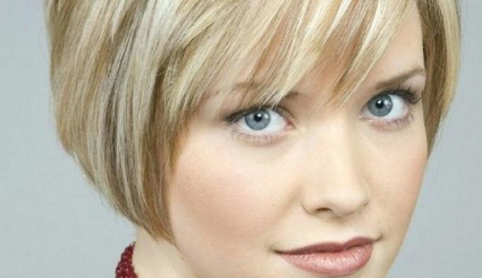 Bob Haircut Archives Fashionleech Trend Is Here